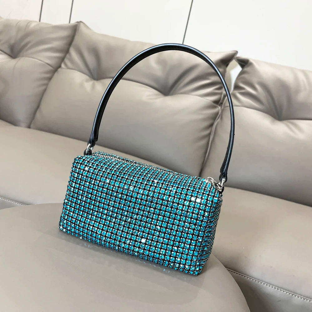 Bolsa de Mão com Strass e Brilho Prateado - Glamour Cristalino